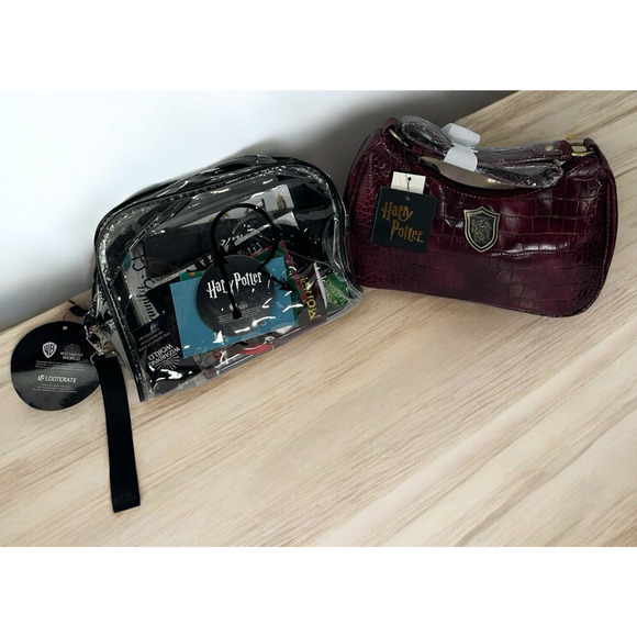 NWT Harry Potter Bundle Lot Gryffindor Shoulder Bag Faux Croc Purse + Accesories - Picture 15 of 16